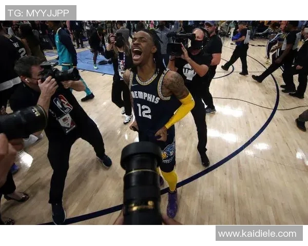 智诚与恒大激战正酣赛果揭晓引发球迷热议分析比赛精彩瞬间